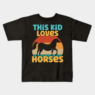 Kids This Kid Loves Horses - Horse lover print Kids T-Shirt